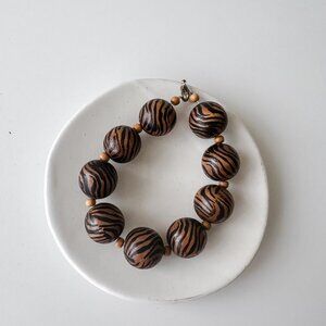 Handmade Tiger Stripe Beaded Bracelet – Bold and Unique